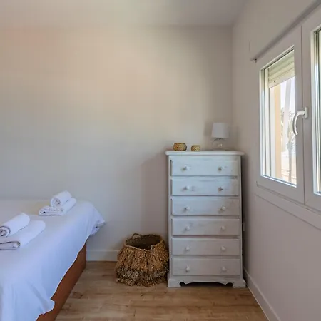 Trendyhomes Zapillo - Primera Linea De Playa Almeria